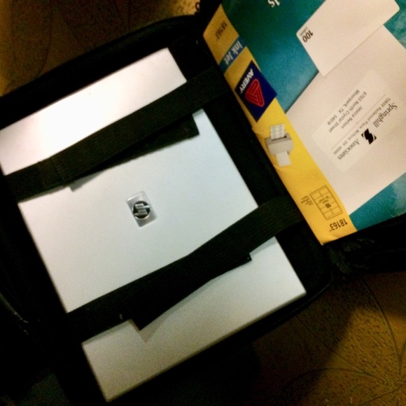 Leather Laptop Briefcase - Picture 4 of 7